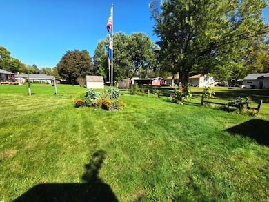 606 S 11th St, Montevideo, MN 56265 - photo 4