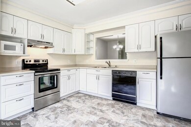 13118 Kara Ln, Silver Spring, MD 20904 - photo 2