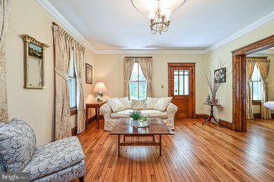 9330 Old Burke Lake Rd, Burke, VA 22015 - photo 7