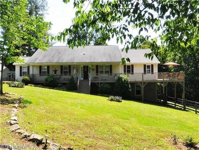 164 Horsemans Dr, Statesville, NC 28625 - photo 3