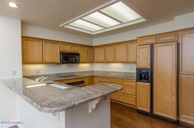 49th kitchen 2