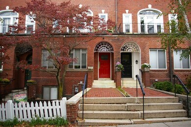 39 Garrison Rd unit 3, Brookline, MA 02445 - photo 2