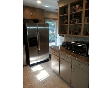 37 Chevy Chase Rd, Worcester, MA 01606 - photo 6