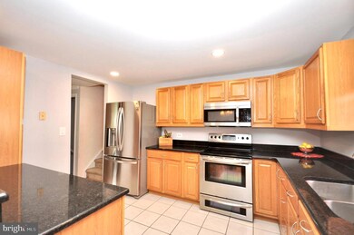 144 Independence Dr, Morrisville, PA 19067 - photo 6