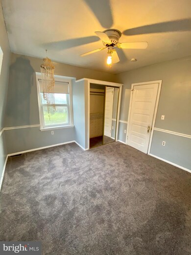 2814 Moyers Ln, Reading, PA 19605 - photo 6