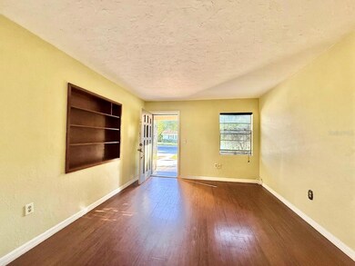 908 Griffin Rd, Leesburg, FL 34748 - photo 5