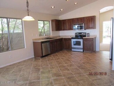 Kitchen+Eatin Area