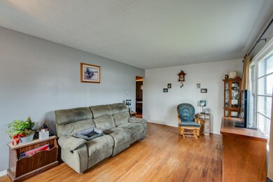 7453 Concord Blvd-8