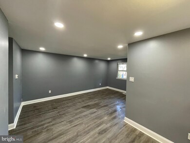 11920 Waldemire Dr unit 2, Philadelphia, PA 19154 - photo 4