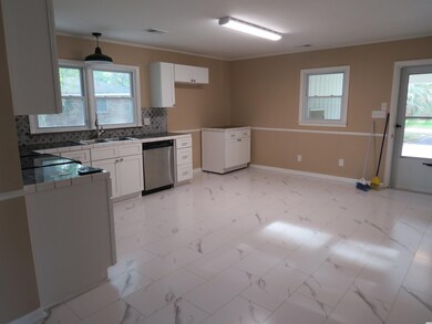 1206 Lakeside Dr, Conway, SC 29526 - photo 5