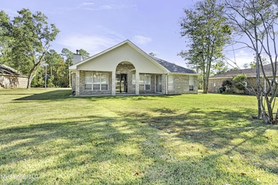 56129 Diamondhead Dr E, Diamondhead, MS 39525 - photo 4
