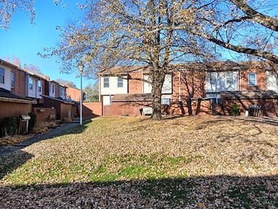 4530 Shawnray Dr, Middletown, OH 45044 - photo 4