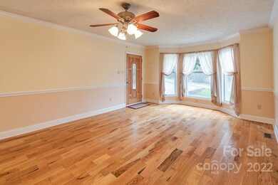 5 Parkway Creek Dr, Asheville, NC 28803 - photo 2