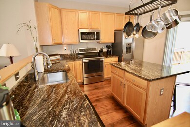 2583 Running Wolf Trail, Odenton, MD 21113 - photo 2