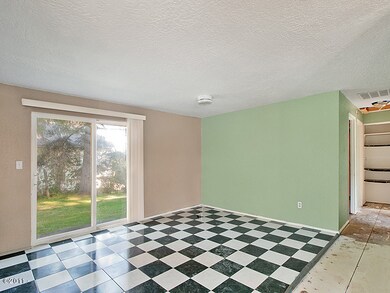 1129 SW 11th St, Lincoln City, OR 97367 - photo 7