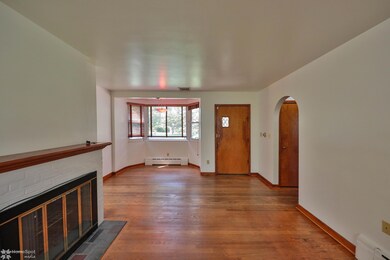 654 Glenwood St, Emmaus, PA 18049 - photo 3