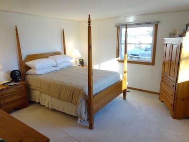 620 Santa fe Ave, Carpentersville, IL 60110 - photo 7