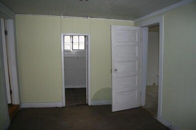 310 S Spring St, Manchester, TN 37355 - photo 4