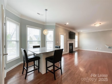 3021 Gloxinia Rd, Charlotte, NC 28215 - photo 5