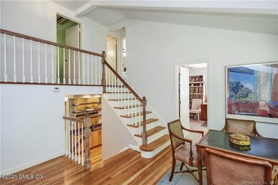 102 Mcfadden Dr, Wilton, CT 06897 - photo 5