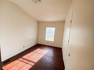 2294 Fm 980 Rd unit C, Huntsville, TX 77320 - photo 5