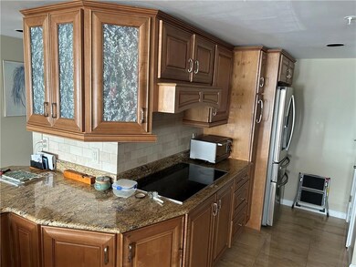 53 Conanicus Ave unit 5C, Jamestown, RI 02835 - photo 4