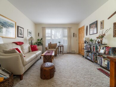 38 Parkwood St, Albany, NY 12208 - photo 5