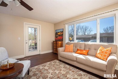 2413 W 54th St unit 1, Davenport, IA 52806 - photo 4