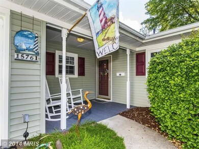 15761 Pointer Ridge Dr, Bowie, MD 20716 - photo 2