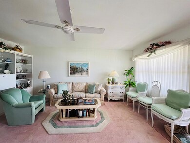 205 Coventry I, West Palm Beach, FL 33417 - photo 3