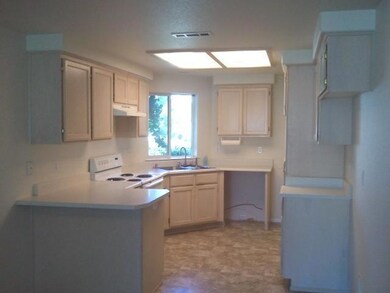 527 Brittni Ln, Central Point, OR 97502 - photo 7