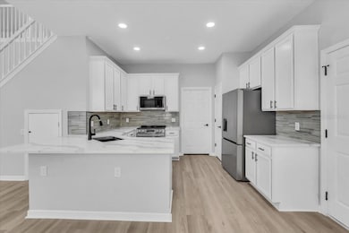 3290 Covered Bridge Dr W, Dunedin, FL 34698 - photo 6