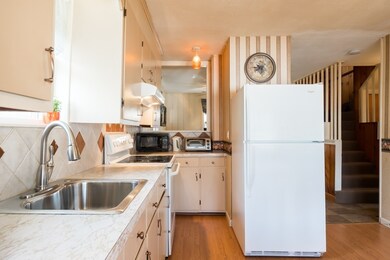 19 Osgood St, Salem, MA 01970 - photo 6