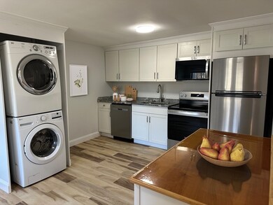 250 Walnut St unit A, Framingham, MA 01702 - photo 3