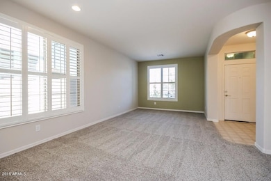 002-Living_Room-2203221-small