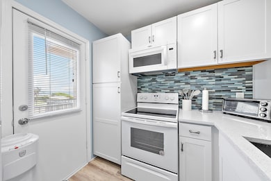 Gulfstream Shores unit 2020, Delray Beach, FL 33483 - photo 5