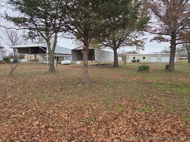 420828 E 1143 Rd, Eufaula, OK 74432 - photo 2