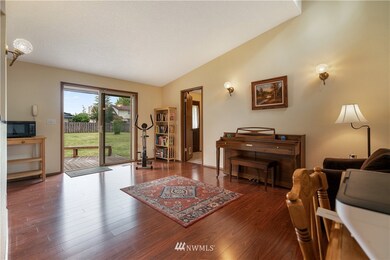 183 Roberts Dr, Chehalis, WA 98532 - photo 7