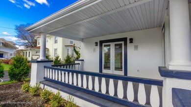 Porch 2.jpg