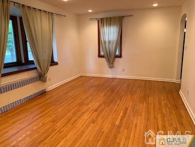 117 Grandview Ave W, Edison, NJ 08837 - photo 4