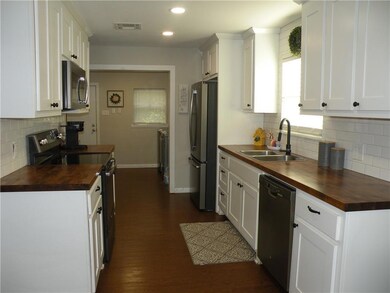 702 11th Ave NW, Ardmore, OK 73401 - photo 5