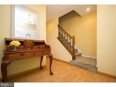 121 Independence Dr, Morrisville, PA 19067 - photo 3