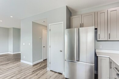 Uprgraded appliances in kitchen