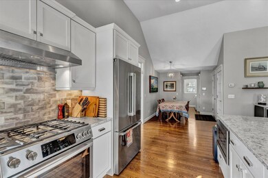 129 Pheasant Hill Cir, Cotuit, MA 02635 - photo 7