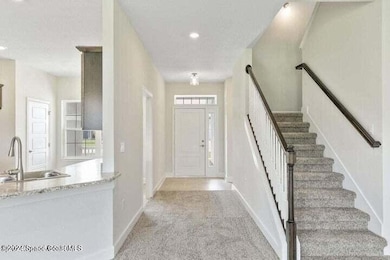 2705 foyer 2