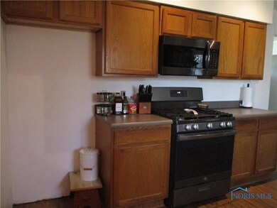 200 Taylor Dr, West Unity, OH 43570 - photo 6