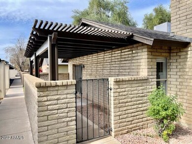 19 W Concorda Dr unit 102, Tempe, AZ 85282 - photo 2