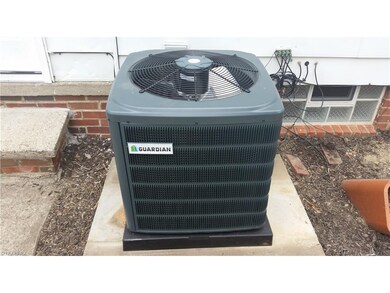 Brand New A/C & Coil installed 7-27-16.