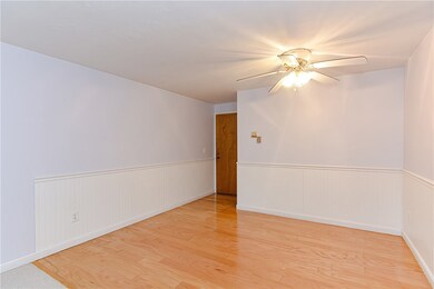 510 Child St unit 406A, Warren, RI 02885 - photo 5