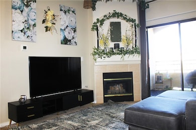 8250 N Grand Canyon Dr unit 2110, Las Vegas, NV 89166 - photo 3